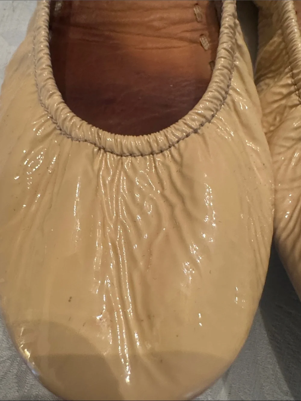 Tieks Beige patent Leather Ballet Flats - Neutral Women's Shoes size 8